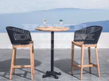 Ahşap Bar Masa ve Sandalyeleri